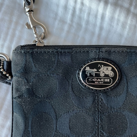 Coach clutch - Picture 3 of 4